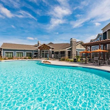 Spacious Furnished Resort Style Apartments トンボール エクステリア 写真